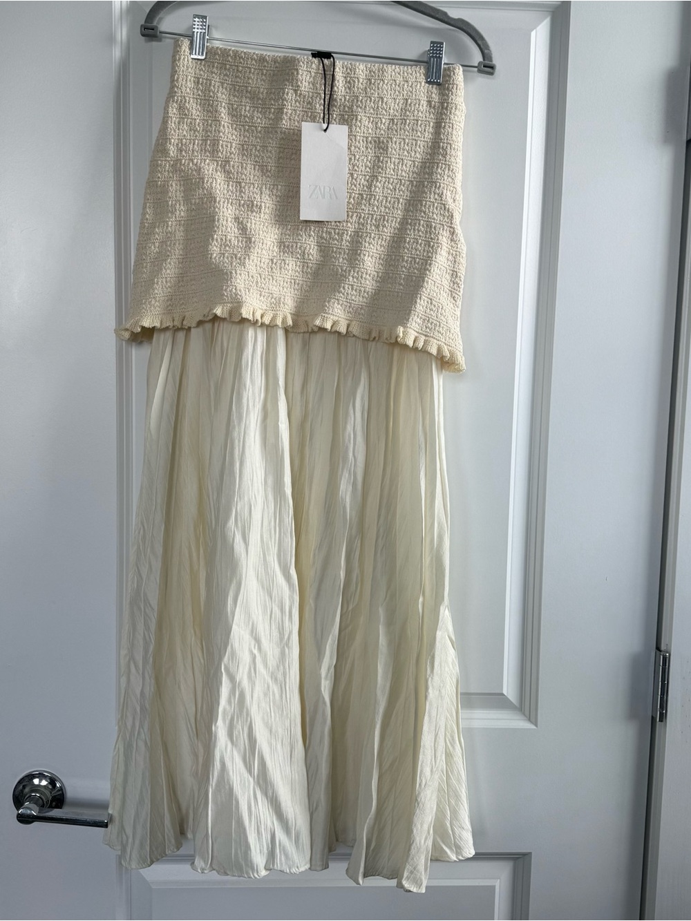 Zara Knit Ruffle Contrast Pleated Maxi Skirt - Picture 8 of 12